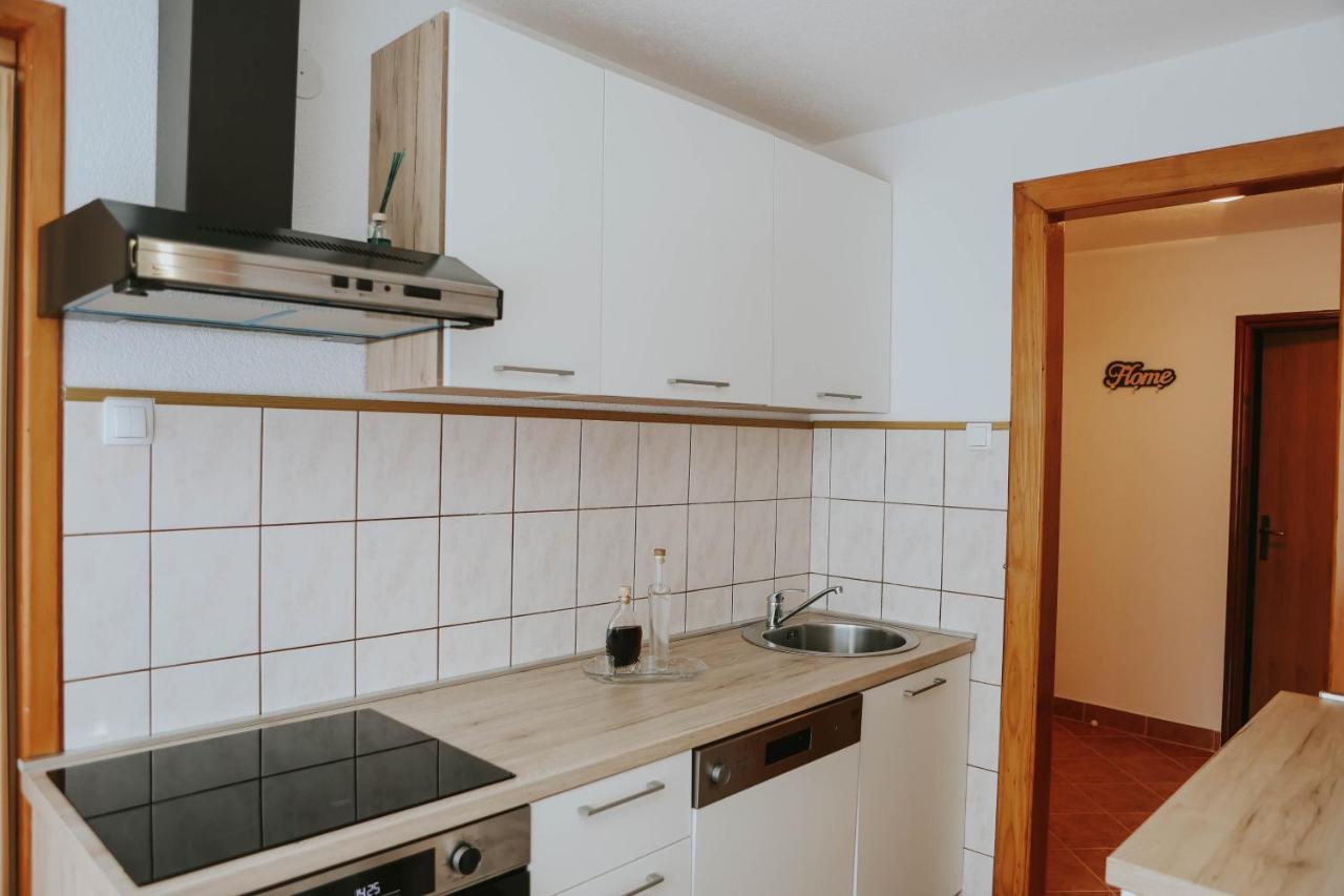 I&T Apartman Gospić Eksteriør billede