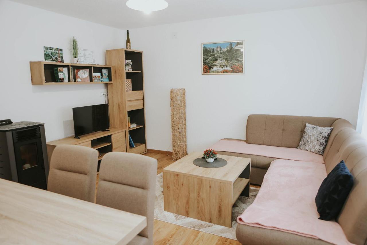 I&T Apartman Gospić Eksteriør billede